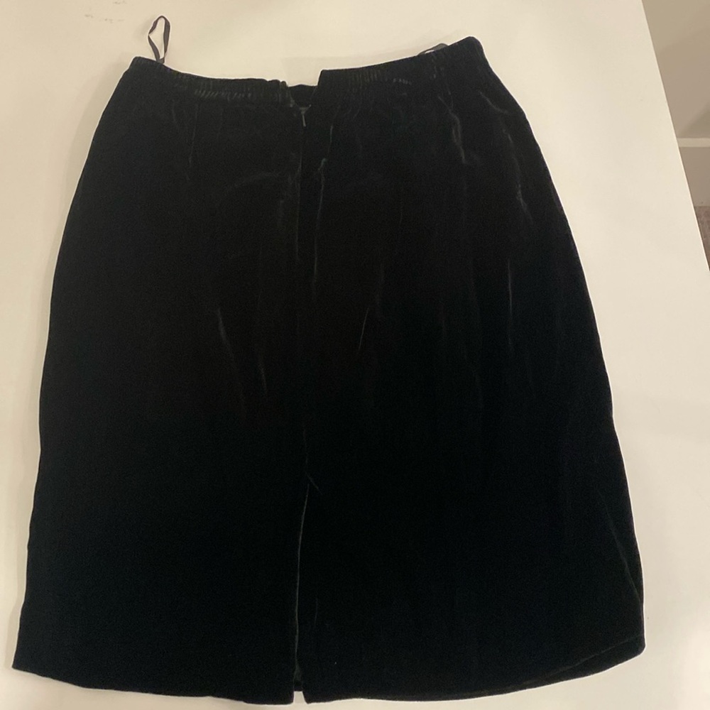 Silk Boutique plush silk blend skirt, size 12